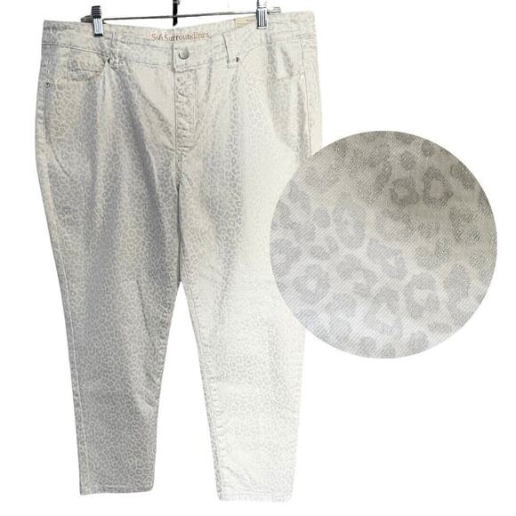 Soft Surroundings Denim - Soft Surroundings Straight Leg Jeans Size PXL/18 Petite White Silver Leopard NEW